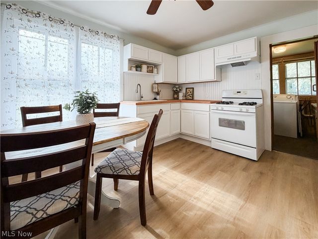 66 Federal Street, Little Hocking, OH 45742
