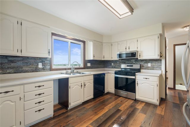 6752 29th Avenue, Shellsburg, IA 52332