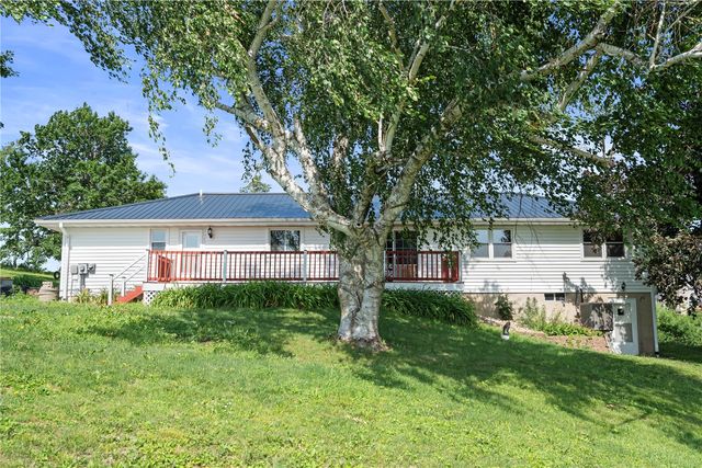 6752 29th Avenue, Shellsburg, IA 52332