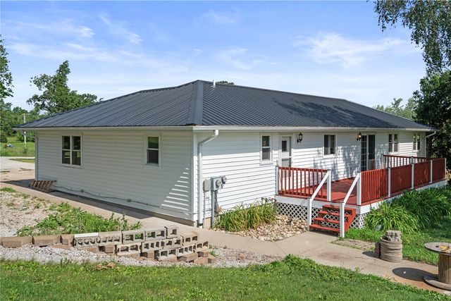 6752 29th Avenue, Shellsburg, IA 52332