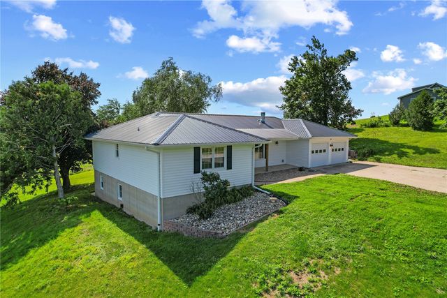 6752 29th Avenue, Shellsburg, IA 52332