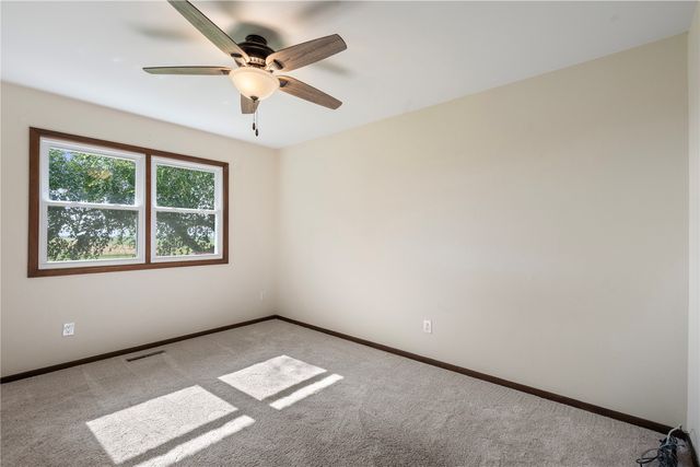 6752 29th Avenue, Shellsburg, IA 52332