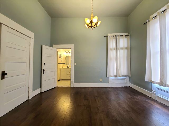 615 W Gandy Street, Denison, TX 75020