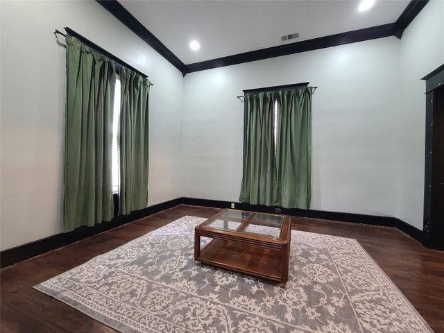 615 W Gandy Street, Denison, TX 75020