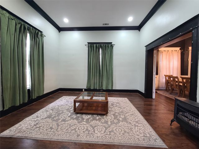 615 W Gandy Street, Denison, TX 75020