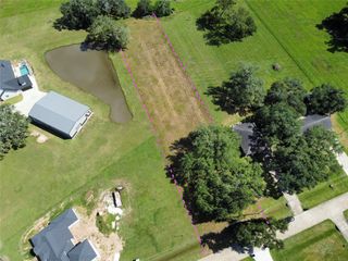 158 Cattle Drive Trail, Angleton, TX 77515