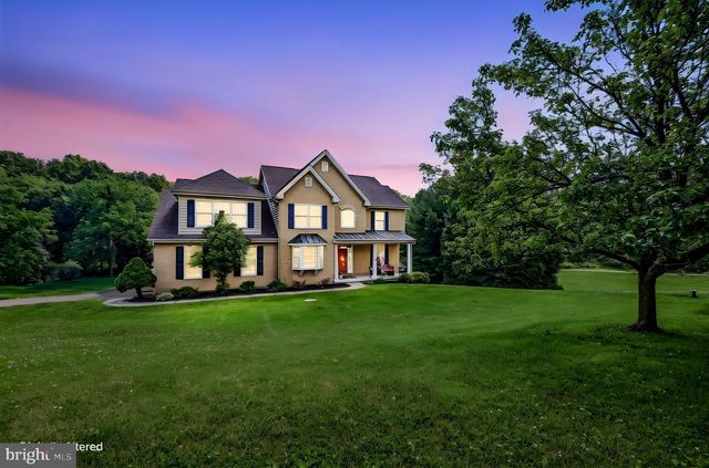 15 BRAMBLE LN, West Grove, PA 19390