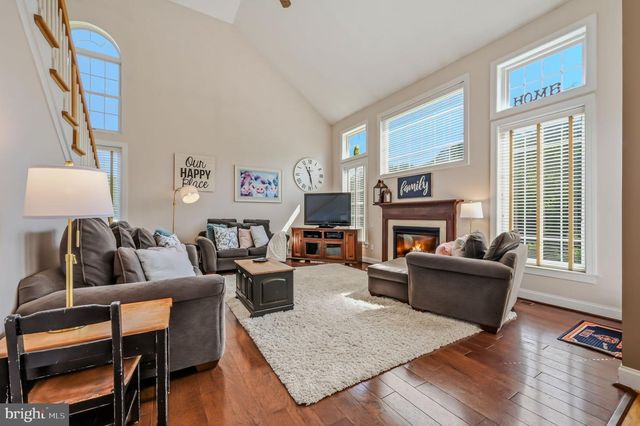 15 BRAMBLE LN, West Grove, PA 19390