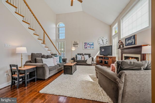 15 BRAMBLE LN, West Grove, PA 19390