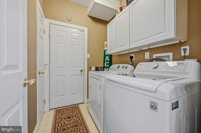 15 BRAMBLE LN, West Grove, PA 19390