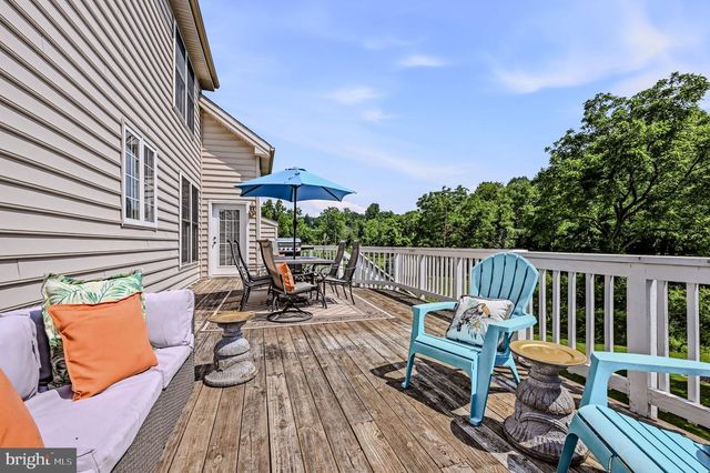 15 BRAMBLE LN, West Grove, PA 19390