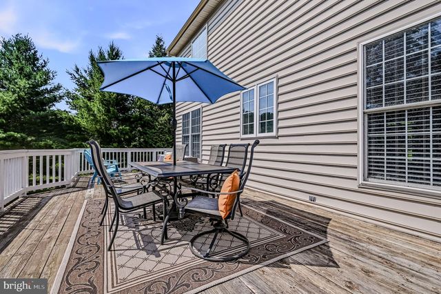 15 BRAMBLE LN, West Grove, PA 19390