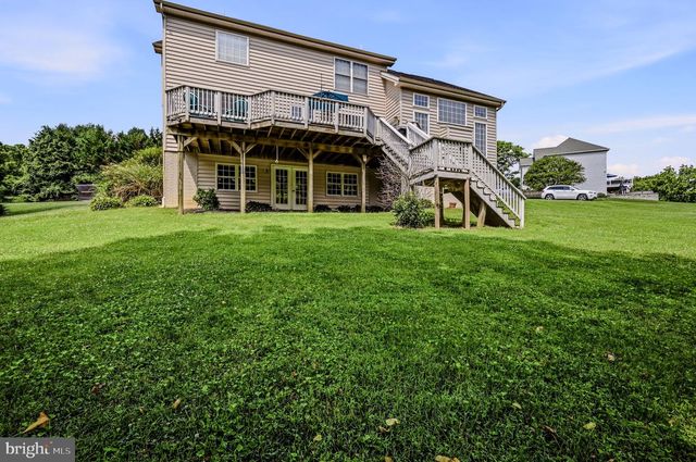 15 BRAMBLE LN, West Grove, PA 19390