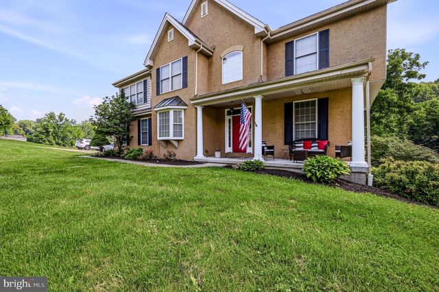 15 BRAMBLE LN, West Grove, PA 19390