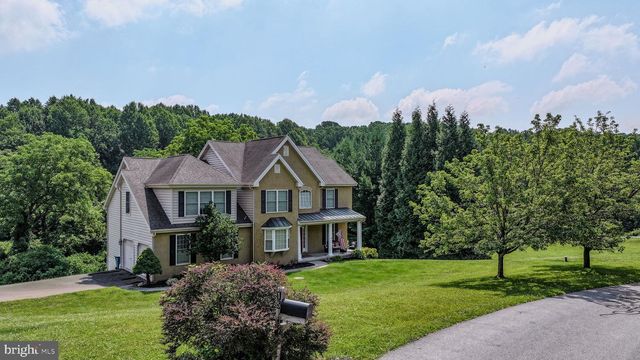 15 BRAMBLE LN, West Grove, PA 19390
