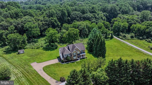 15 BRAMBLE LN, West Grove, PA 19390