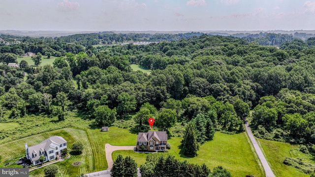 15 BRAMBLE LN, West Grove, PA 19390
