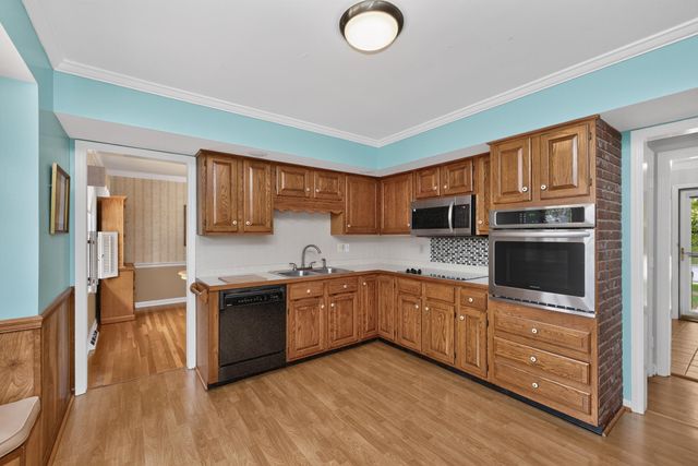 2791 Clays Mill Road, Lexington, KY 40503