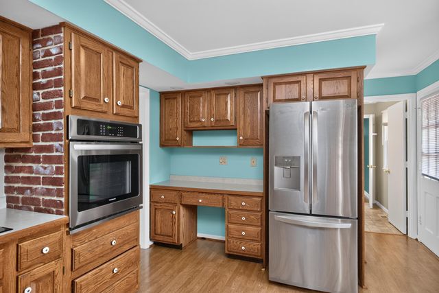 2791 Clays Mill Road, Lexington, KY 40503