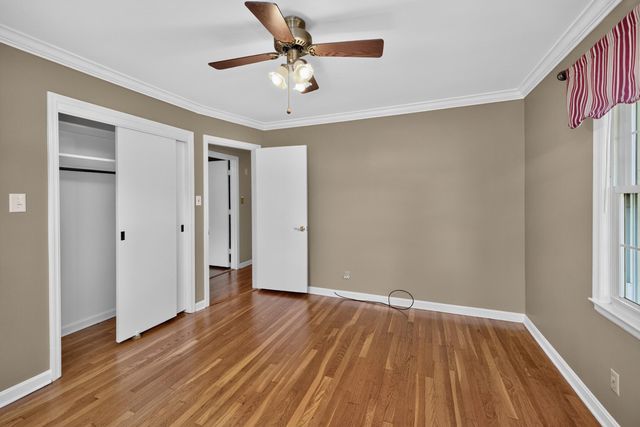 2791 Clays Mill Road, Lexington, KY 40503