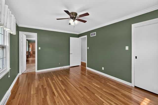 2791 Clays Mill Road, Lexington, KY 40503