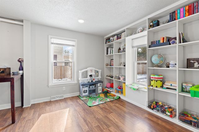 204 S Wisner Street, Jackson, MI 49202