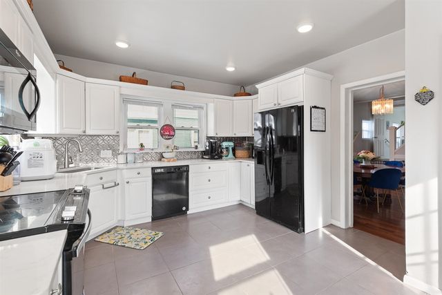 204 S Wisner Street, Jackson, MI 49202