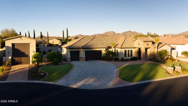 7052 E IVYGLEN Circle, Mesa, AZ 85207