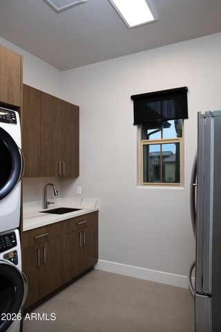 7052 E IVYGLEN Circle, Mesa, AZ 85207