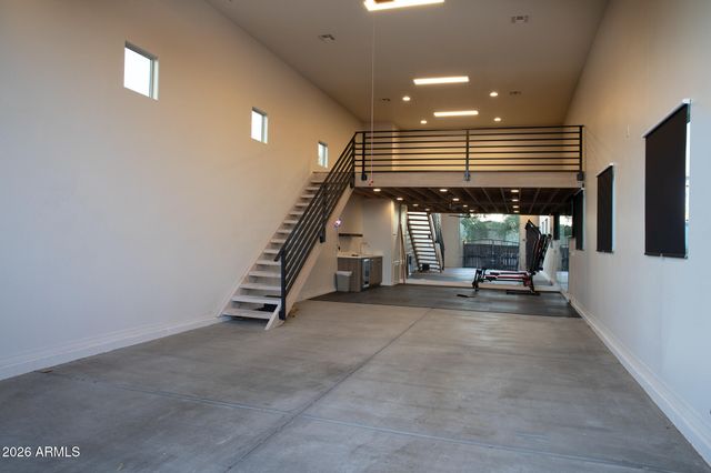 7052 E IVYGLEN Circle, Mesa, AZ 85207