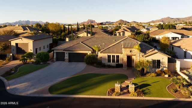 7052 E IVYGLEN Circle, Mesa, AZ 85207