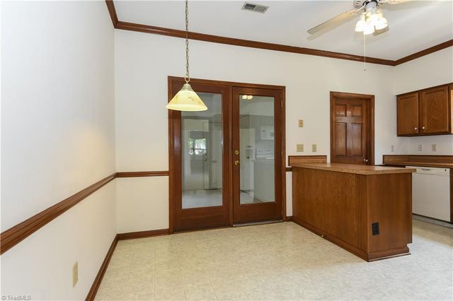 3718 Sawgrass Road, Greensboro, NC 27410