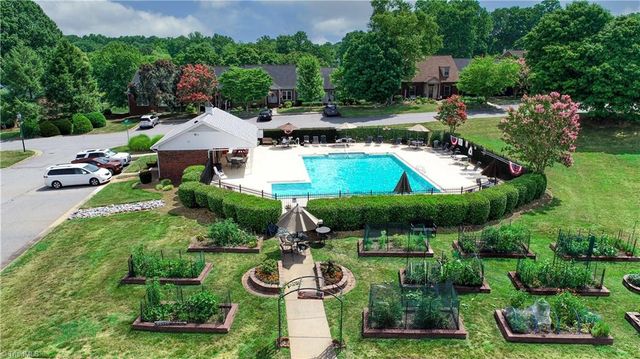 3718 Sawgrass Road, Greensboro, NC 27410