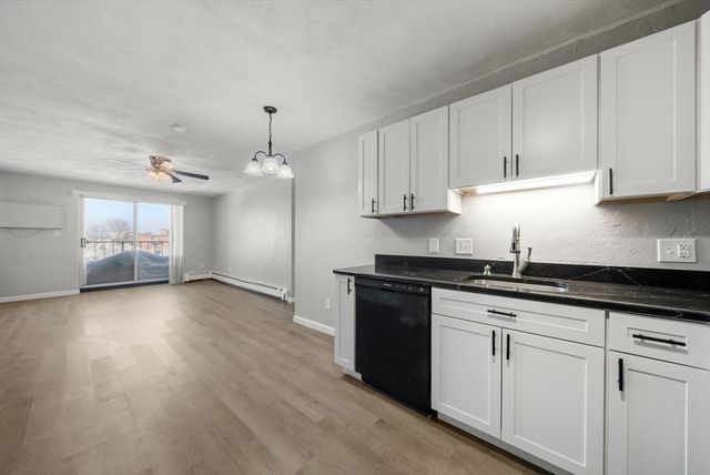 22 Irving St 15, Everett, MA 02149