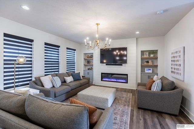 12122 S 205th Street, Gretna, NE 68028