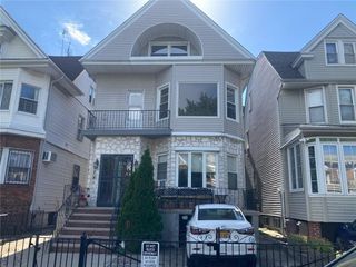 374 E 2nd Street 3, Brooklyn, NY 11218