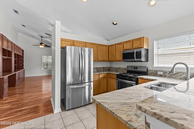 6242 DALTON SPRING Court, Jacksonville, FL 32258