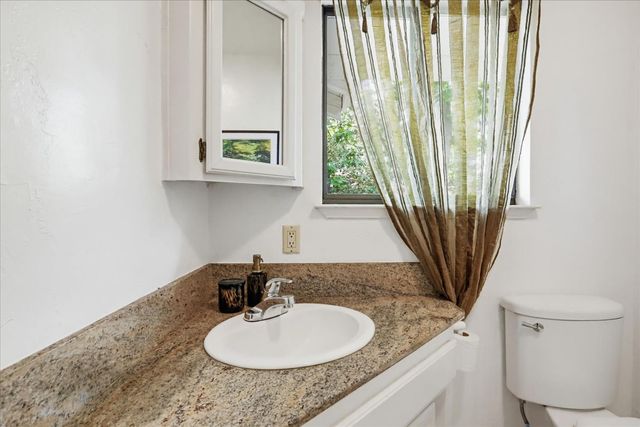 19698 View Forever Ln, Grass Valley, CA 95945