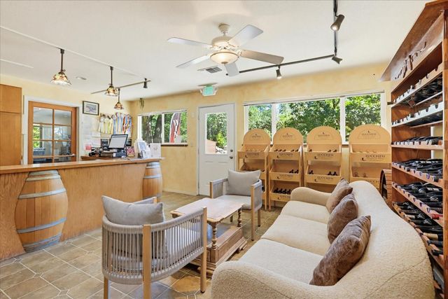 19698 View Forever Ln, Grass Valley, CA 95945
