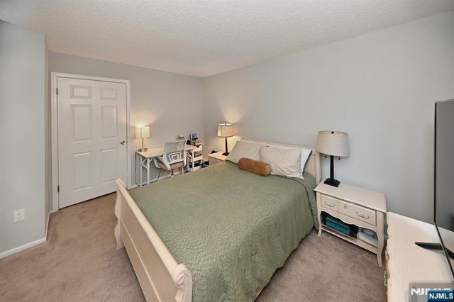 893 Tuliptree Court, Mahwah, NJ 07430