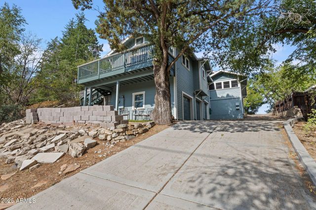 343 S MOUNT VERNON Avenue, Prescott, AZ 86303