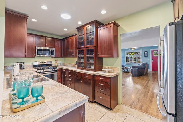 343 S MOUNT VERNON Avenue, Prescott, AZ 86303