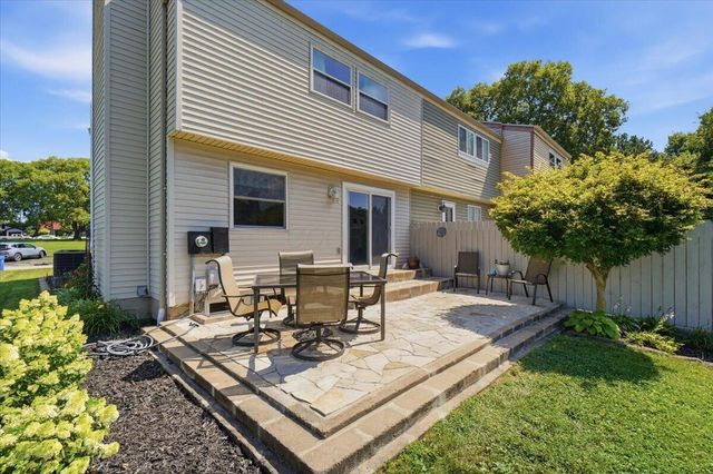 2977 Talbrock Circle, Dublin, OH 43017