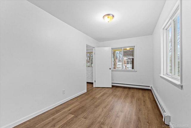 606 N Sixth Street, St Clair, MI 48079