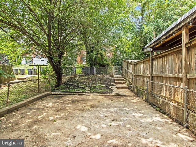 1260 16TH ST NE, Washington, DC 20002