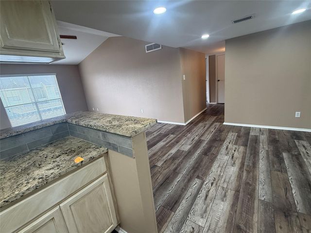 14777 Wunderlich Drive 1202, Houston, TX 77069