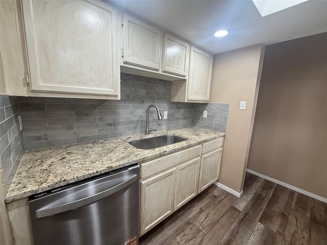 14777 Wunderlich Drive 1202, Houston, TX 77069