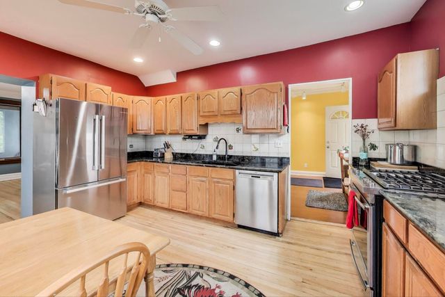 708 Carpenter Avenue, Oak Park, IL 60304