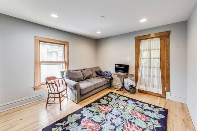 708 Carpenter Avenue, Oak Park, IL 60304