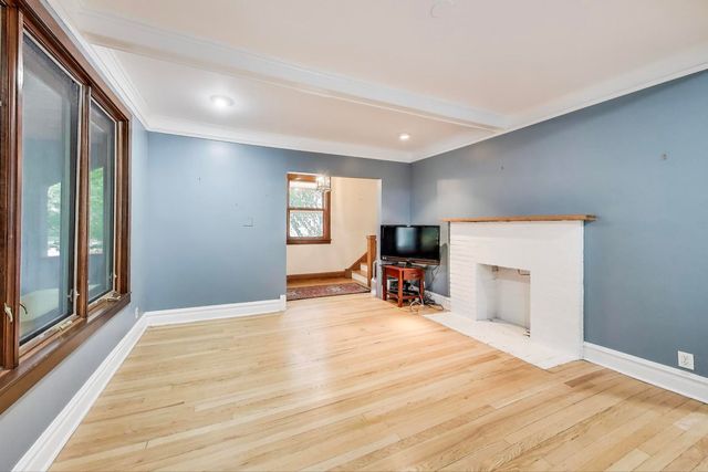 708 Carpenter Avenue, Oak Park, IL 60304